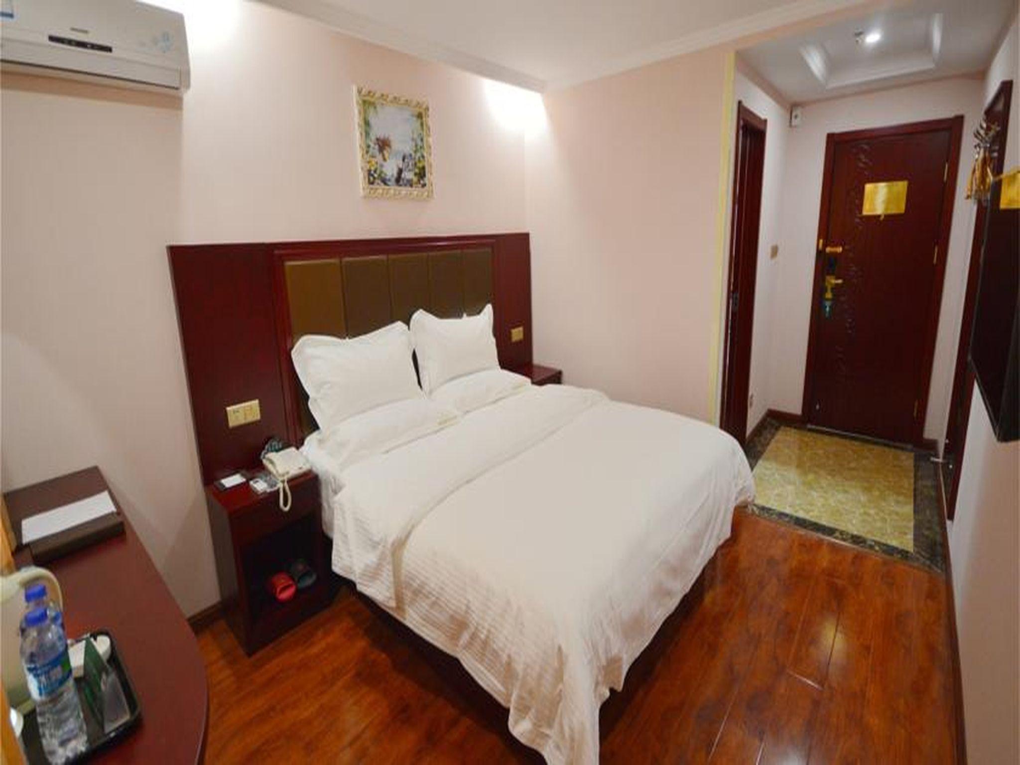 Greentree Inn Bole Wanxianghui Express Hotel Dış mekan fotoğraf
