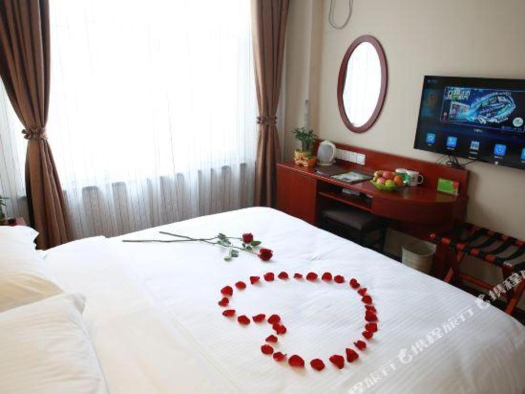 Greentree Inn Bole Wanxianghui Express Hotel Dış mekan fotoğraf