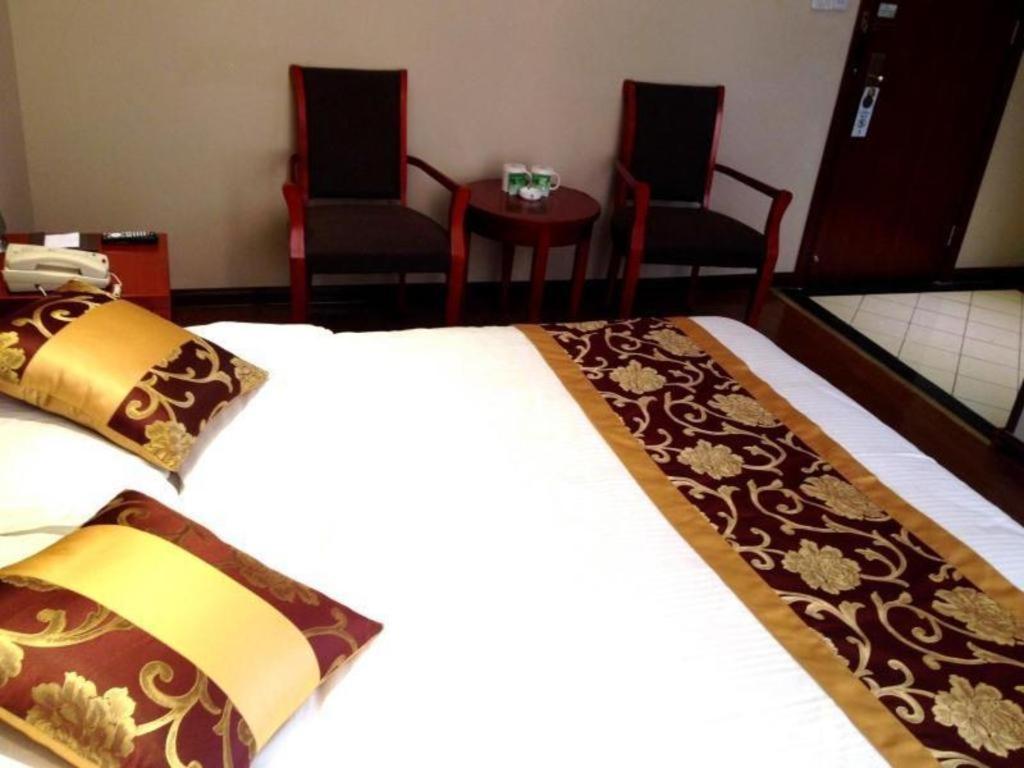 Greentree Inn Bole Wanxianghui Express Hotel Dış mekan fotoğraf