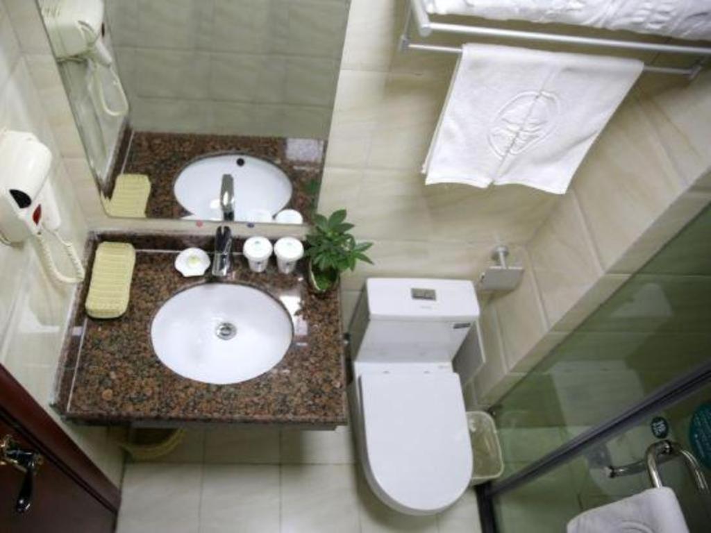 Greentree Inn Bole Wanxianghui Express Hotel Dış mekan fotoğraf