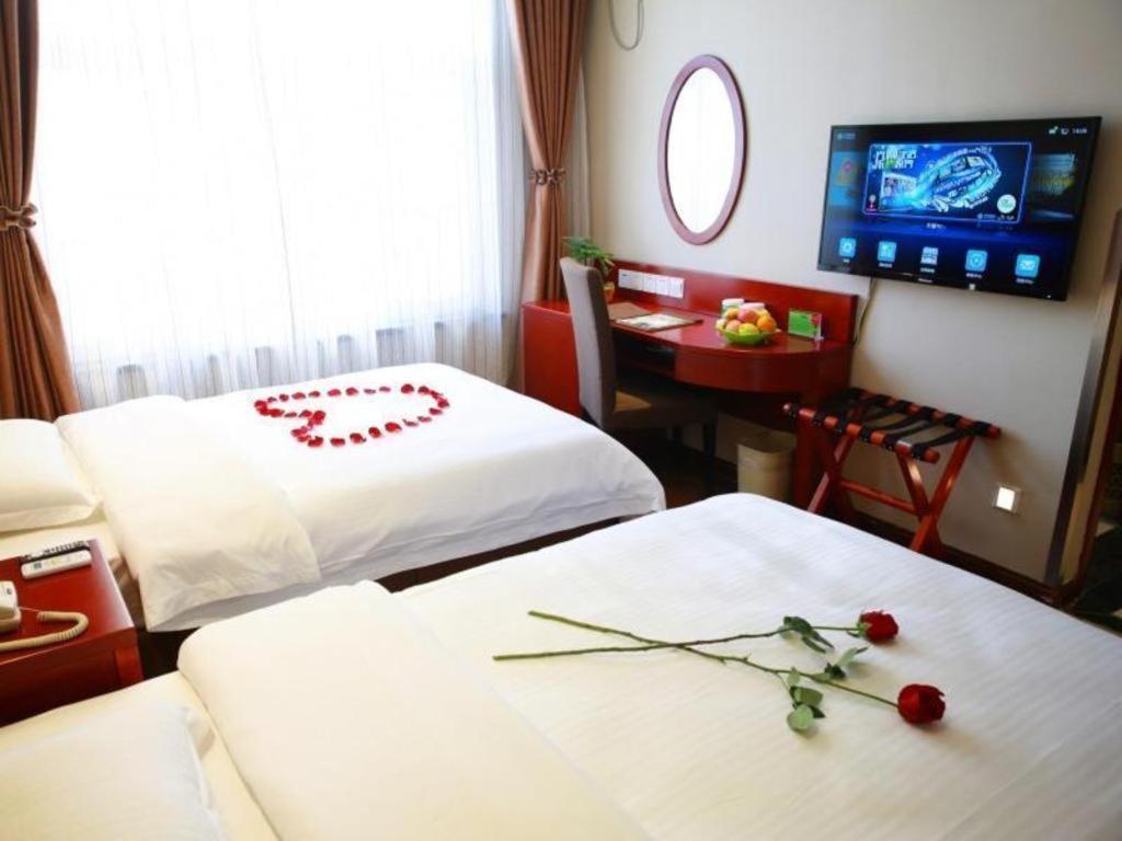Greentree Inn Bole Wanxianghui Express Hotel Dış mekan fotoğraf