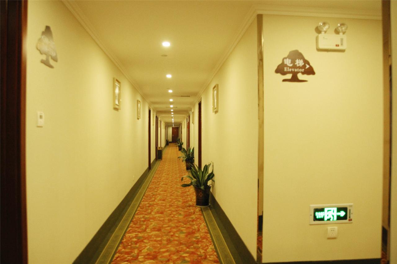 Greentree Inn Bole Wanxianghui Express Hotel Dış mekan fotoğraf