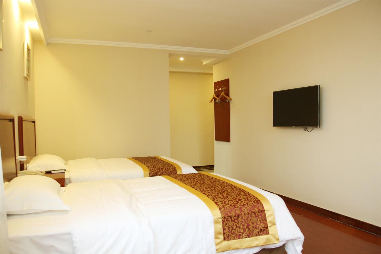 Greentree Inn Bole Wanxianghui Express Hotel Dış mekan fotoğraf