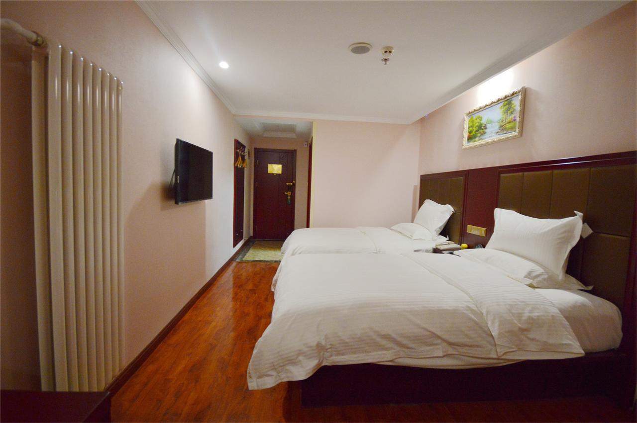 Greentree Inn Bole Wanxianghui Express Hotel Dış mekan fotoğraf
